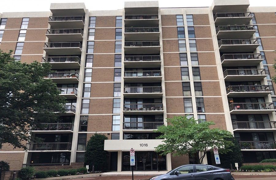 1st image of 1016 S Wayne St APT 106