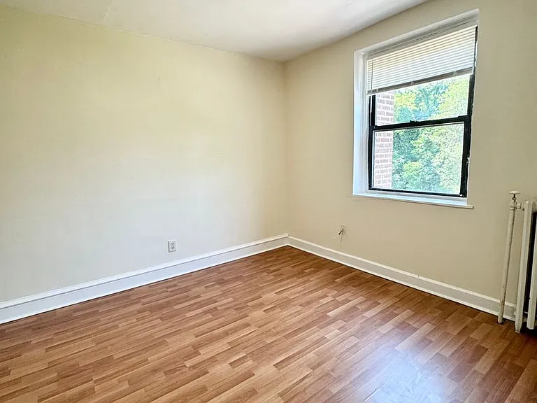 Fieldview Apartments — Photo 10