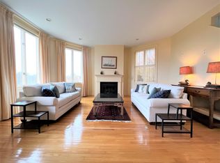 15 Hammersmith Rd UNIT 16, Newport, RI 02840