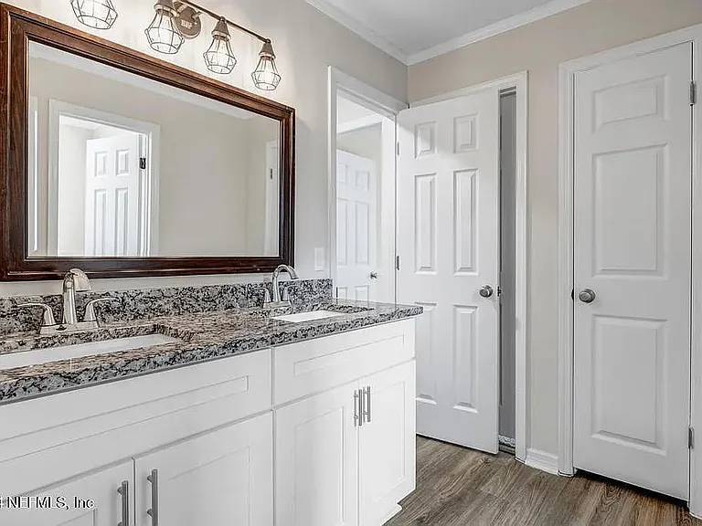 8234 Spencers Trace Dr — Photo 44