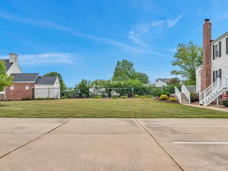 176 Pheasant Point Blvd — Photo 36