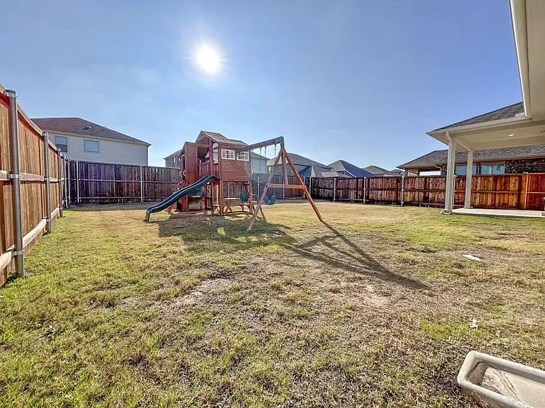1804 Berry Ridge Trl — Photo 33