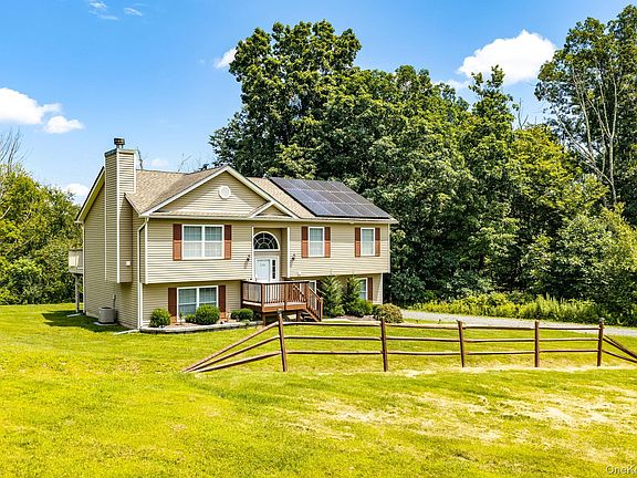 4th image of 236 Springbrook Road