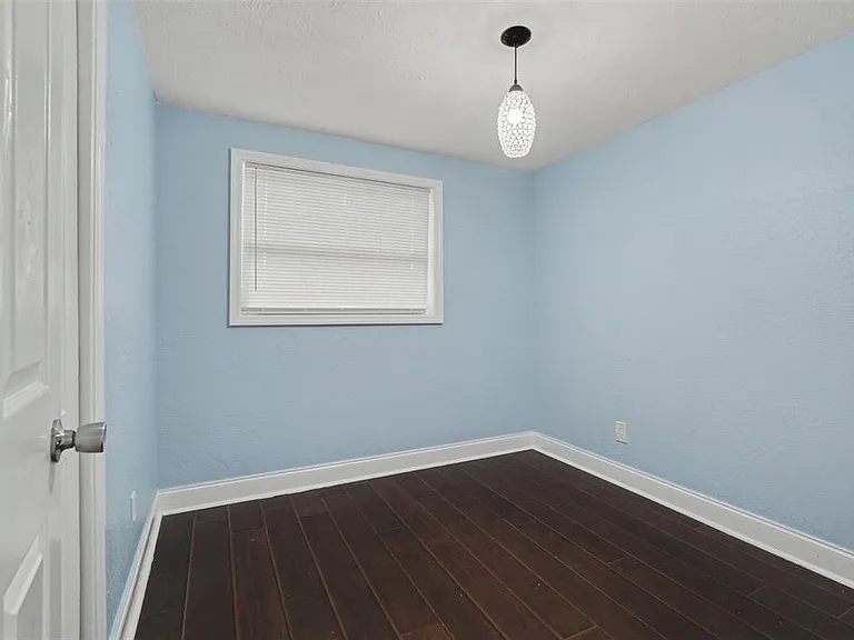 9220 McIntosh Rd — Photo 9