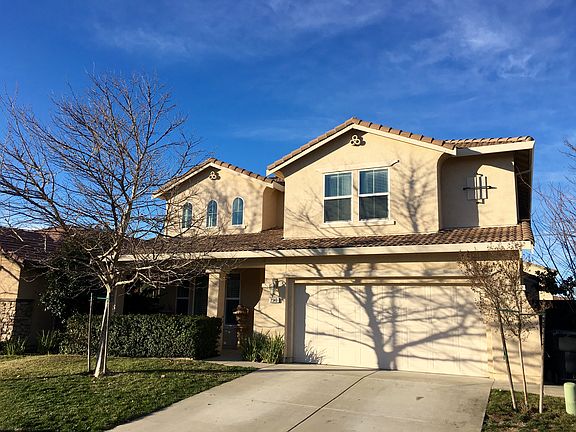 2nd image of 2340 Leighton Way