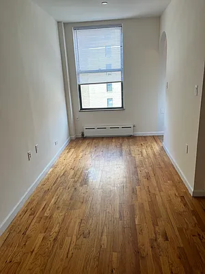 Rented by R & E Real Estate Management Co Inc | media 7