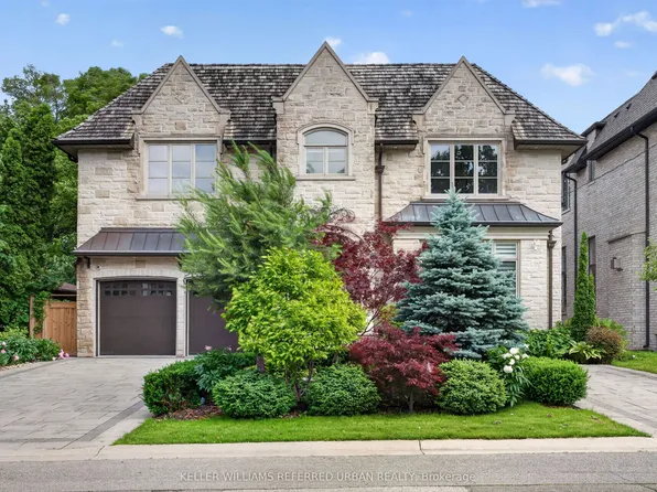 59 Munro Blvd, Toronto, ON M2P 1C3