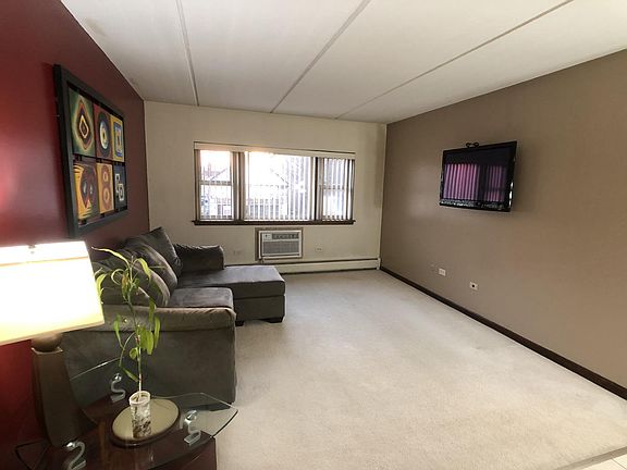 2nd image of 3131 Oak Park Ave #1A