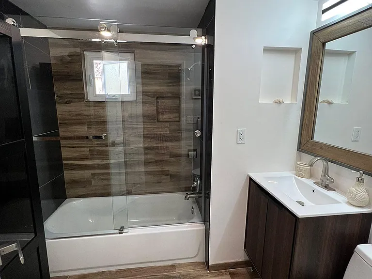 First Floor Bathroom