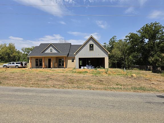 3rd image of 4206 Folsom Rd