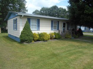 105 Village Glen St, Princeton, WV 24740