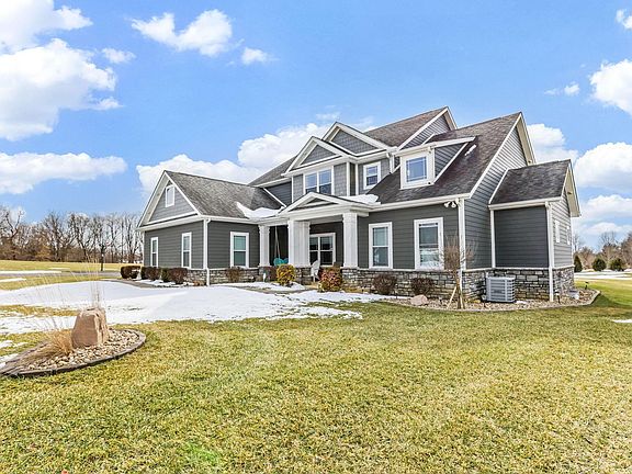 2nd image of 109 Whitetail Ridge Way