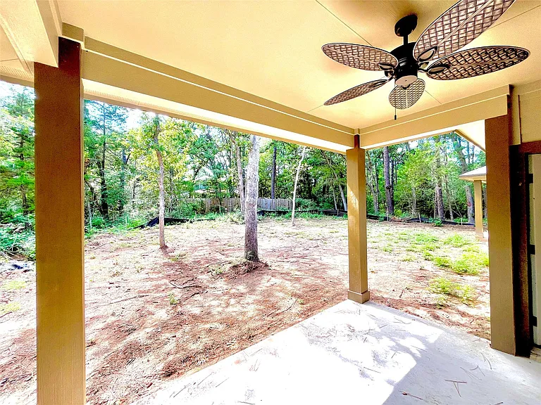 386 B Tahitian Dr — Photo 15
