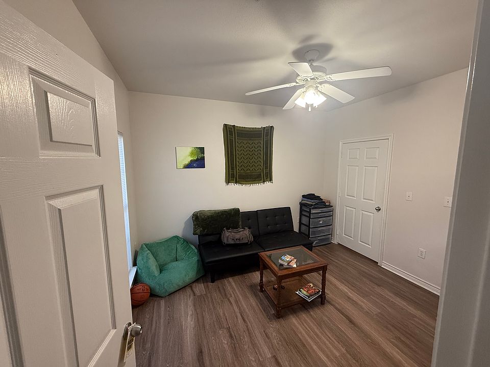 Bedroom (back door is walk-in closet)