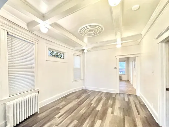 27 E 32nd St #1, Bayonne, NJ 07002