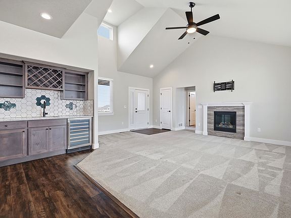 5th image of 2826 Berkshire Way