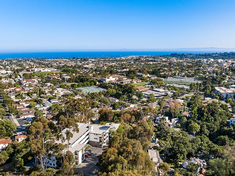 813 E Anapamu St #Penthouse B — Photo 15