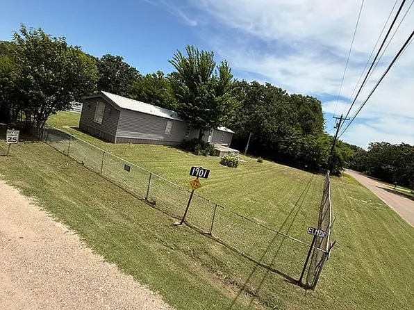 1901 Elm Dr, Kemp, TX 75143
