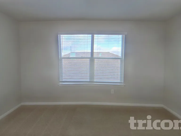 15012 Custis Ln — Photo 15