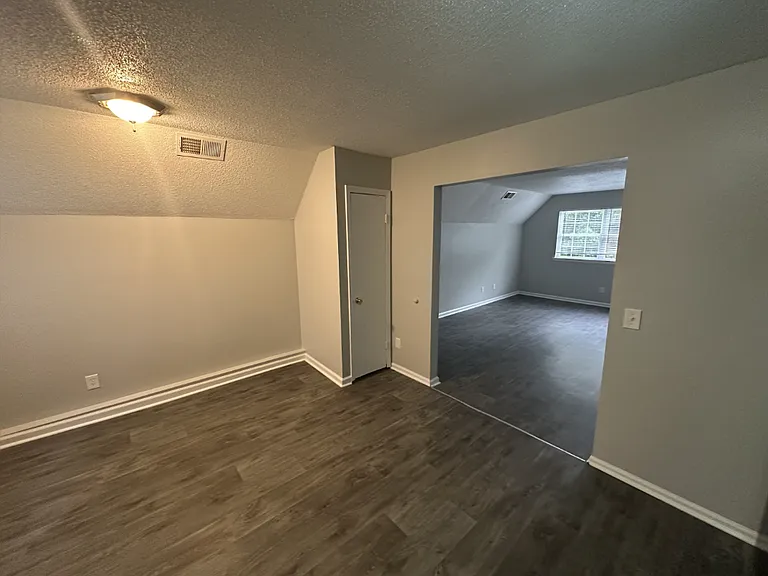 7655 Austin Dr — Photo 11