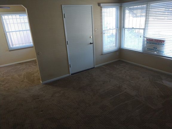 4th image of 2135 Garnet Ave