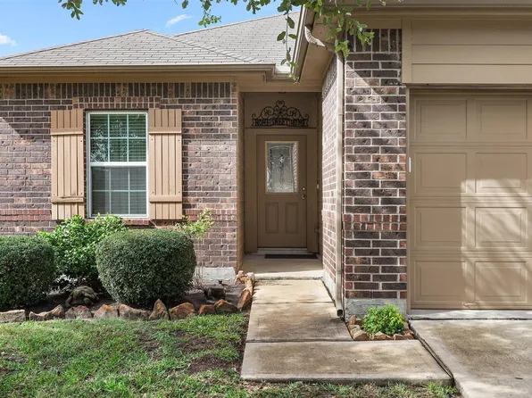2219 Emerald Ln, Texas City, TX 77591