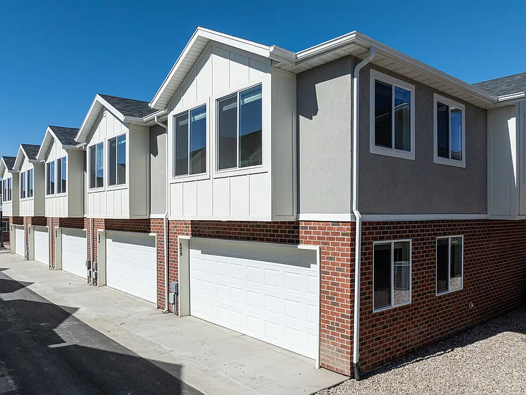 Villas at The Pointe — Photo 17