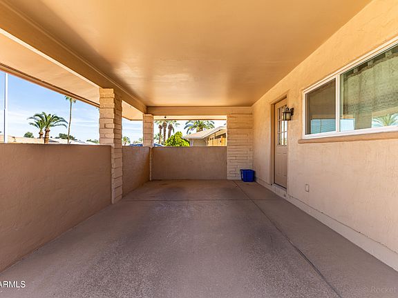 3rd image of 10637 W CARON Drive