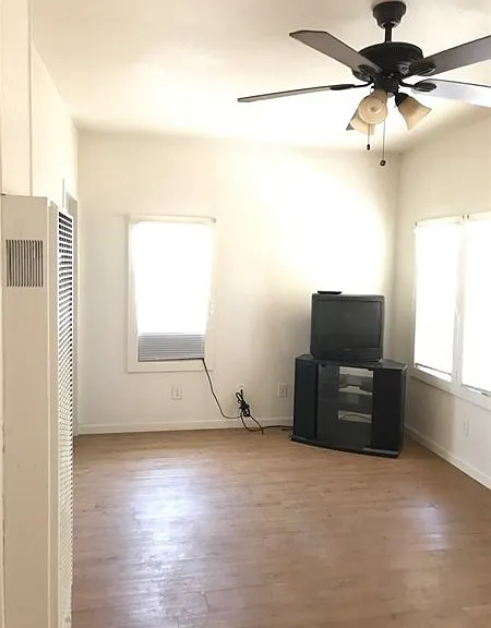 936 Main St — Photo 3