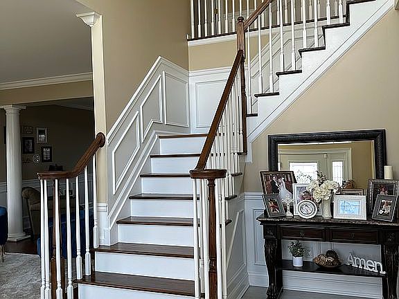 2nd image of 24 Kirsten Dr