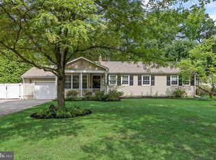 623 Devon Rd, Moorestown, NJ 08057