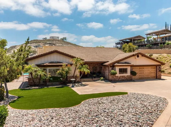 1421 Fuerte Heights Ln, El Cajon, CA 92019