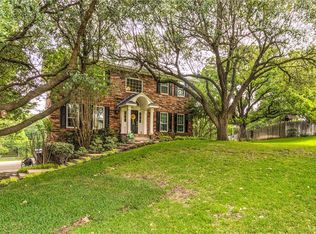 1814 Bent Tree Dr, Euless, TX 76039