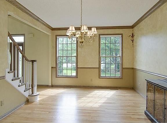 4th image of 903 Nordic Avenue Ct N