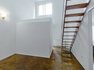 220 E 24th St APT 2H, New York, NY 10010
