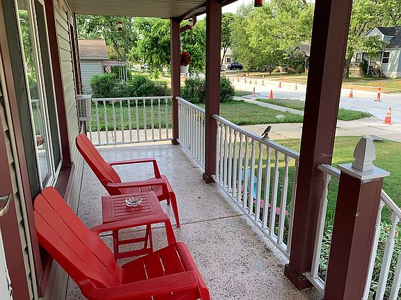 2nd image of 27377 Park Ct