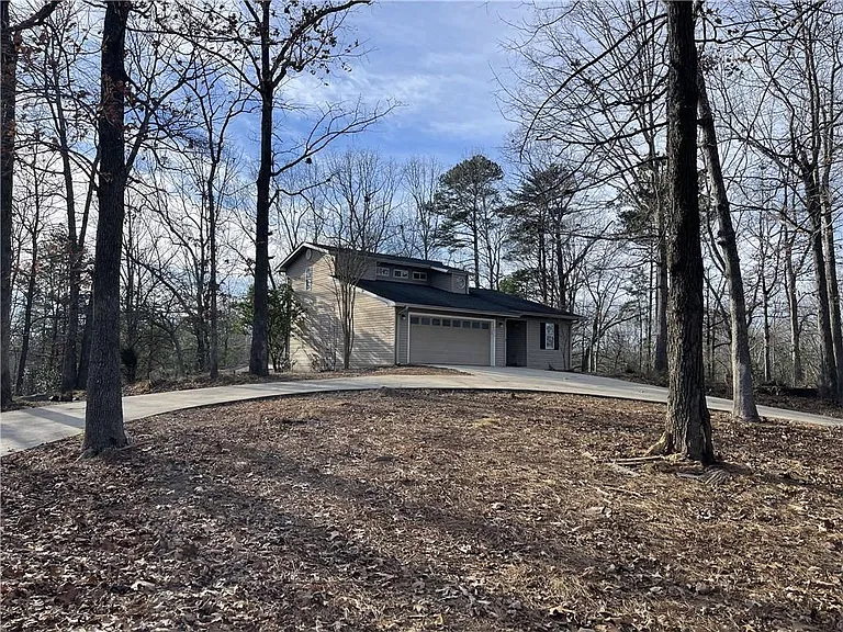 3492 Point View Cir — Photo 82