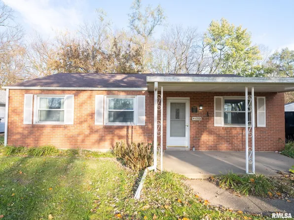 315 Saint Clair Dr, Marquette Heights, IL 61554