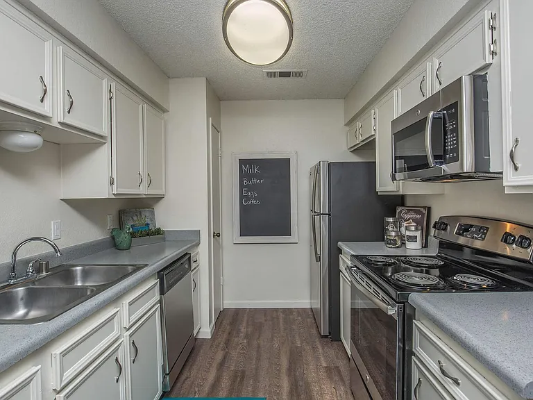 Sage Stone Apartments — Photo 80