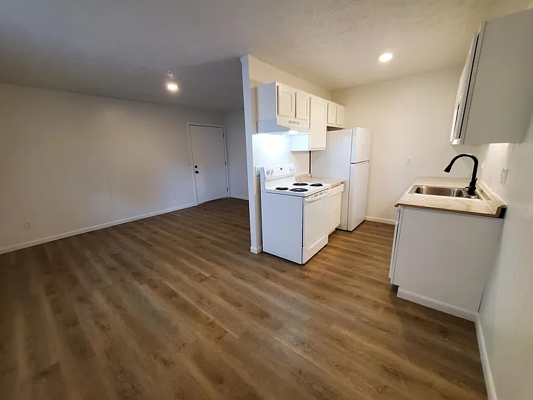 822 Carolina Dr #609 — Photo 4