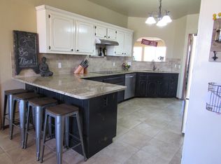 94-1045 Leomana Pl, Waipahu, HI 96797