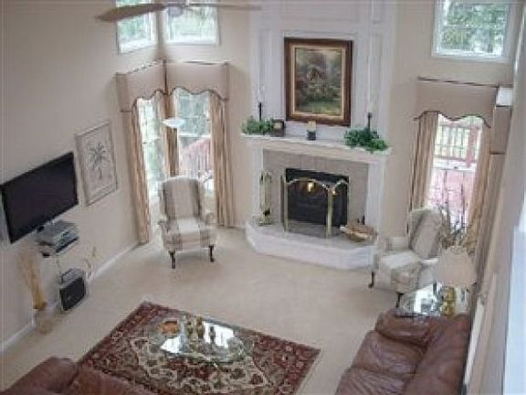 4th image of 20060 Kylemore Dr