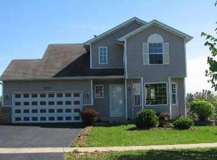 3800 Flowermeadow St, Joliet, IL 60431