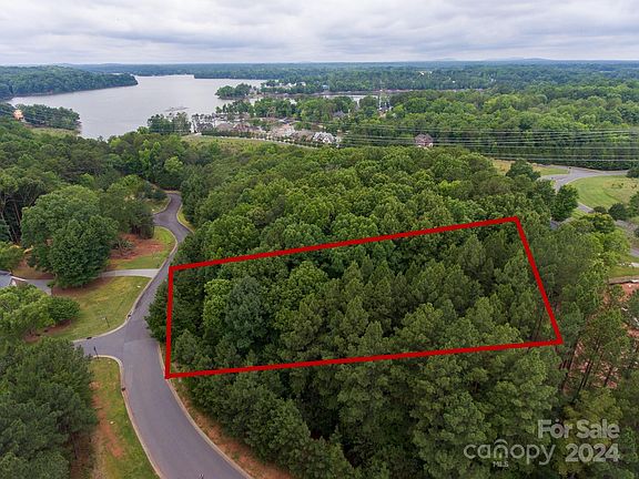 2nd image of 5020 Hermitage Ct