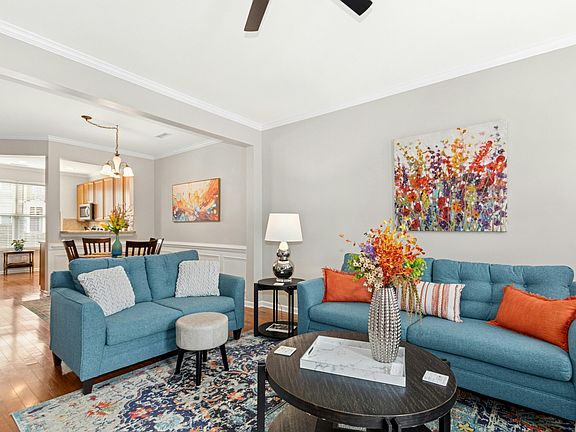 4th image of 2958 Casona Way