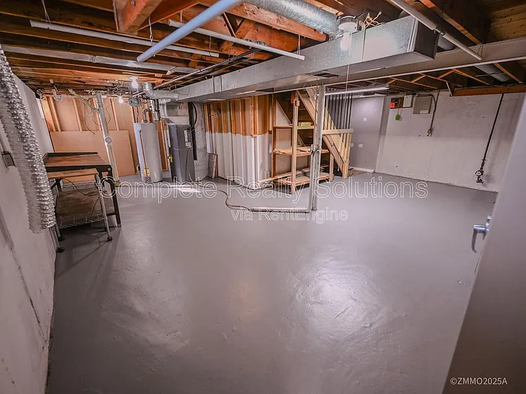 10200 Tappan Dr — Photo 25