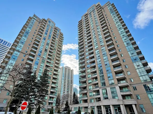 1 Pemberton Ave #306, Toronto, ON M2M 4L9