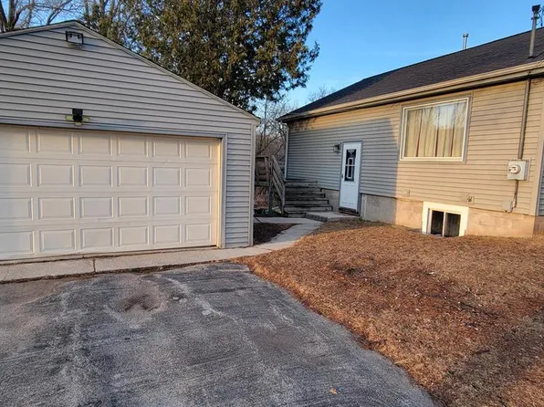 705 Randolph STREET, Mishicot, WI 54228