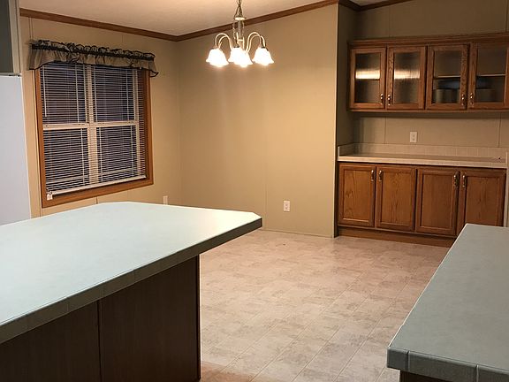 4th image of 23020 Lasalle Ct