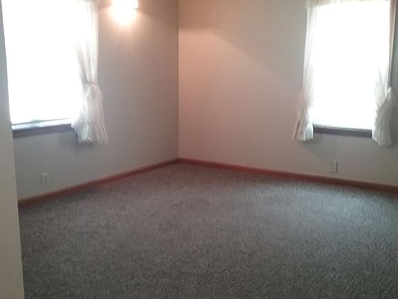 2nd image of 2785 Virginia Ave SE